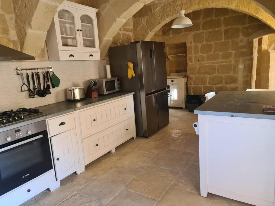 Farmhouse Villa With Large Pool And Garden In Gozo ガルブ エクステリア 写真