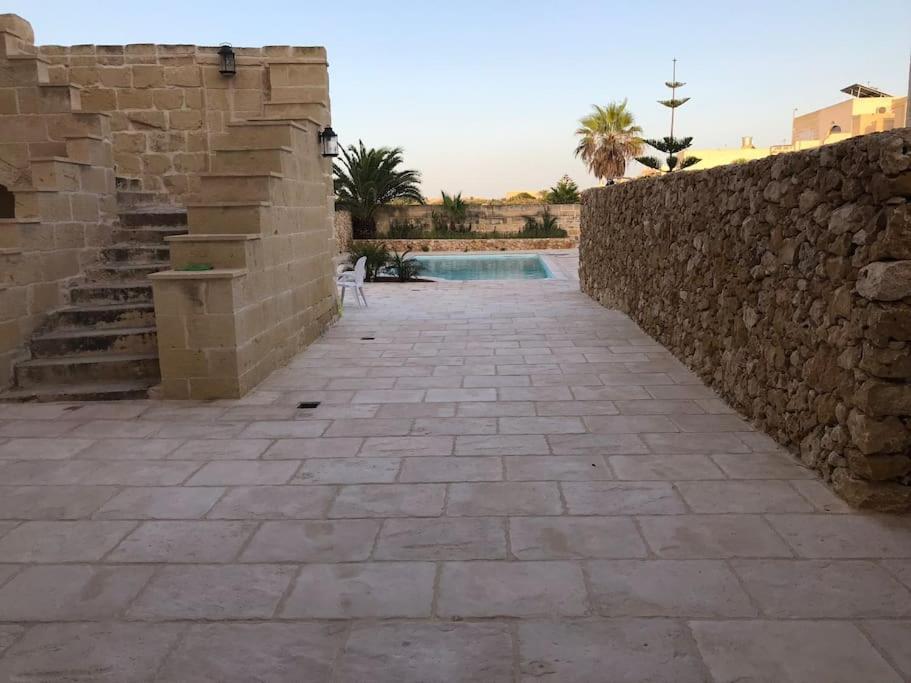 Farmhouse Villa With Large Pool And Garden In Gozo ガルブ エクステリア 写真