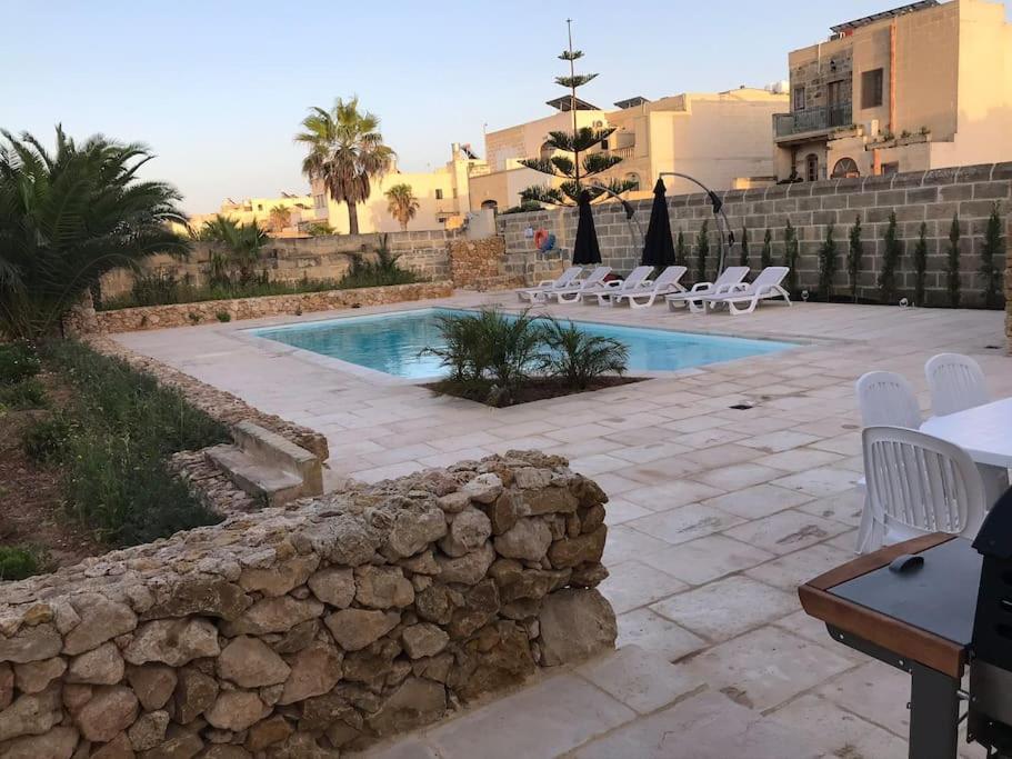 Farmhouse Villa With Large Pool And Garden In Gozo ガルブ エクステリア 写真