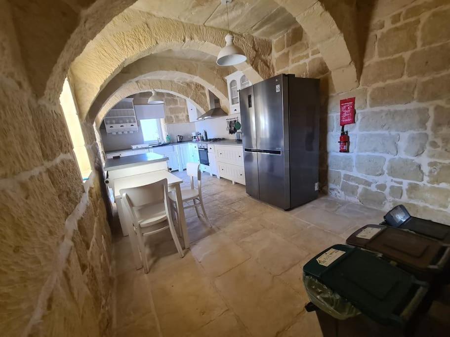 Farmhouse Villa With Large Pool And Garden In Gozo ガルブ エクステリア 写真