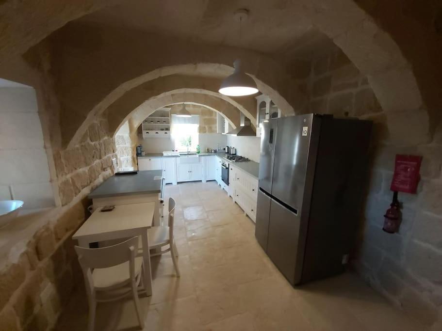 Farmhouse Villa With Large Pool And Garden In Gozo ガルブ エクステリア 写真
