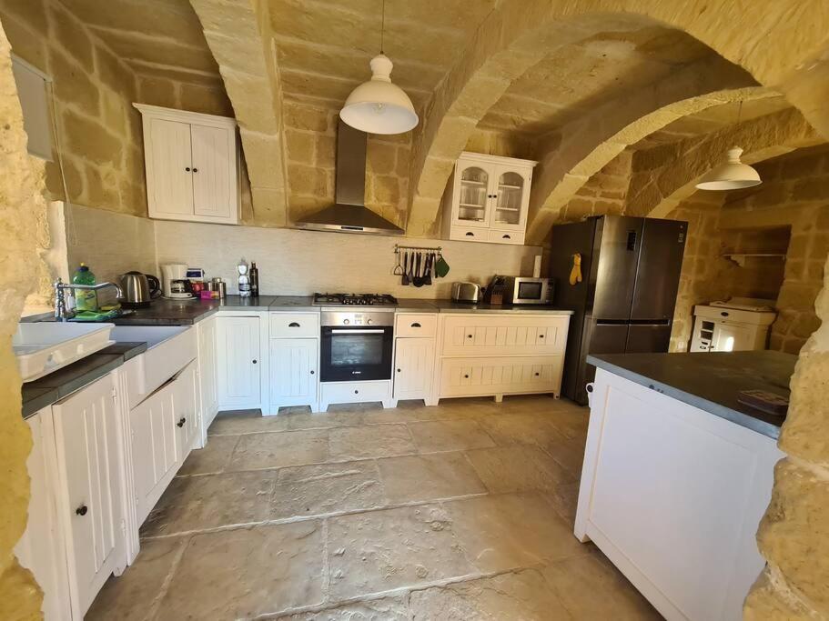 Farmhouse Villa With Large Pool And Garden In Gozo ガルブ エクステリア 写真