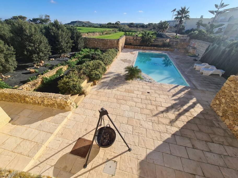 Farmhouse Villa With Large Pool And Garden In Gozo ガルブ エクステリア 写真