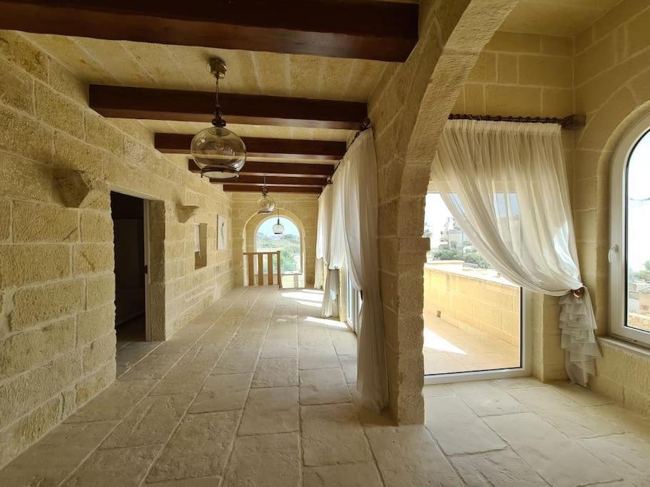 Farmhouse Villa With Large Pool And Garden In Gozo ガルブ エクステリア 写真