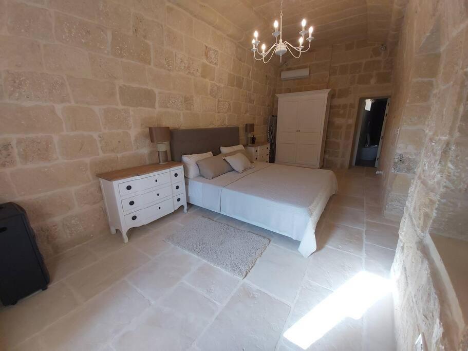 Farmhouse Villa With Large Pool And Garden In Gozo ガルブ エクステリア 写真